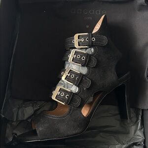 NIB Laurence facade Paris Valerie heels. size 10